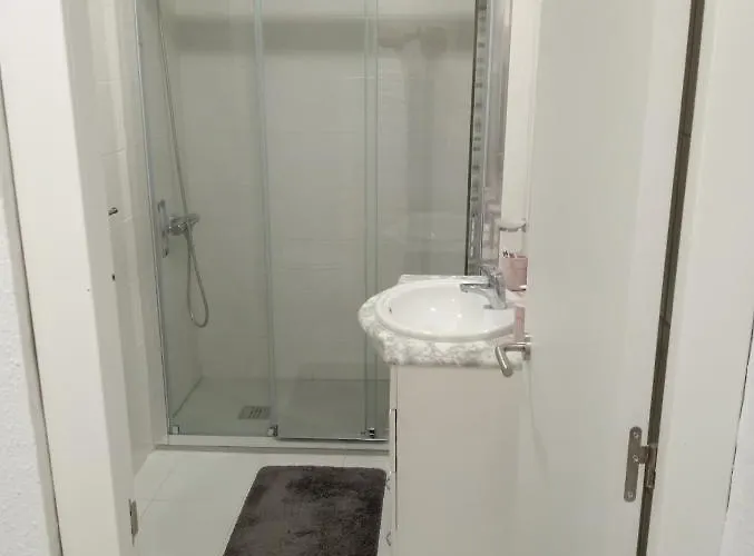 Апартаменты Sentral In Торевьиа